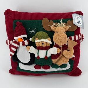 Town & Country Living Forest Party 3D Ribbed Holiday Christmas Throw Pillow, NWT